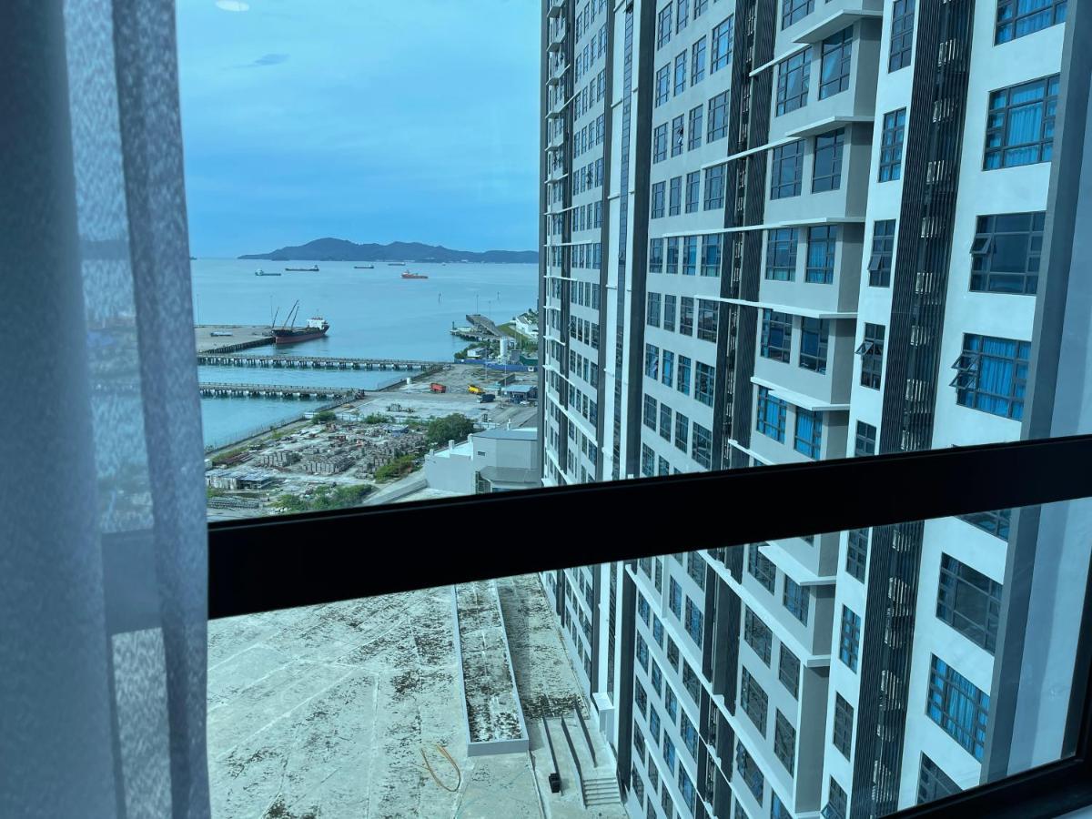 Seaview Luxury Condo Homestay 2Bed 2Bath Jesselton Quay By R2 Residence Kota Kinabalu Exterior photo