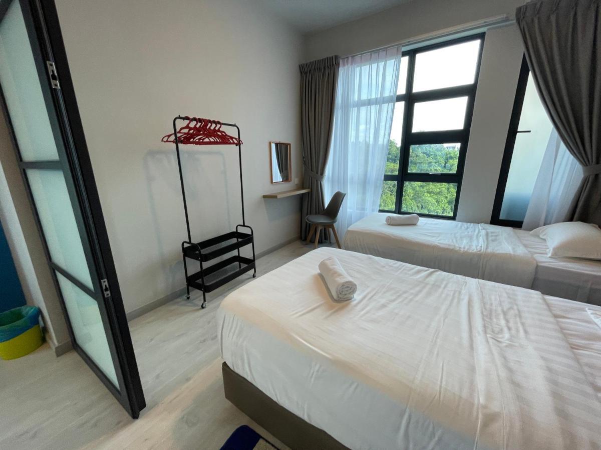Seaview Luxury Condo Homestay 2Bed 2Bath Jesselton Quay By R2 Residence Kota Kinabalu Exterior photo