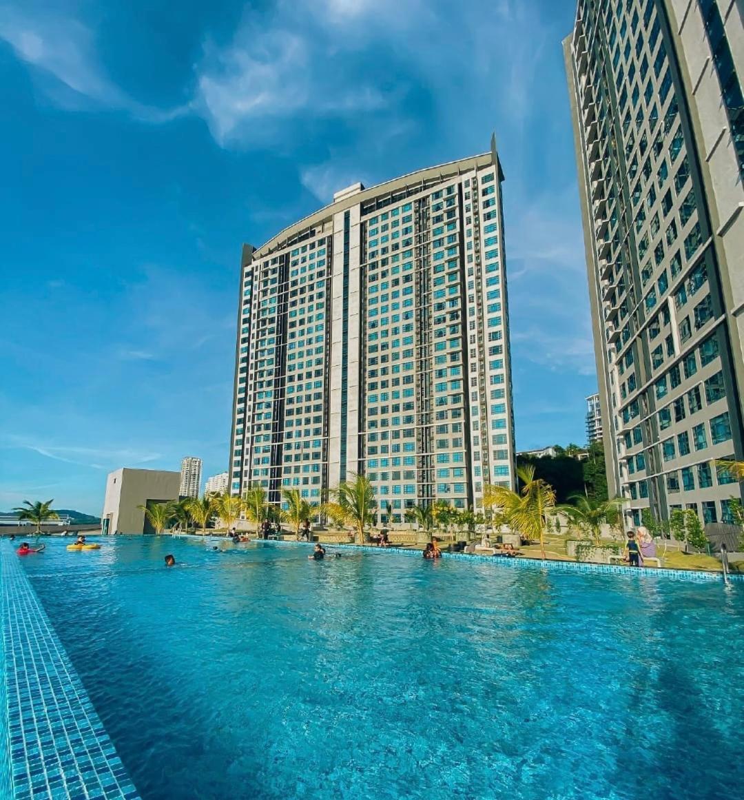 Seaview Luxury Condo Homestay 2Bed 2Bath Jesselton Quay By R2 Residence Kota Kinabalu Exterior photo